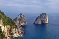 Capri-Faraglioni-Stacks